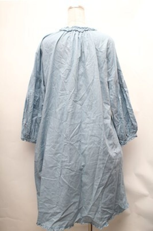 画像2: PINK HOUSE / PH刺繍ワンピース  サックス S-26-02-01-042-LO-OP-AS-ZS (2)