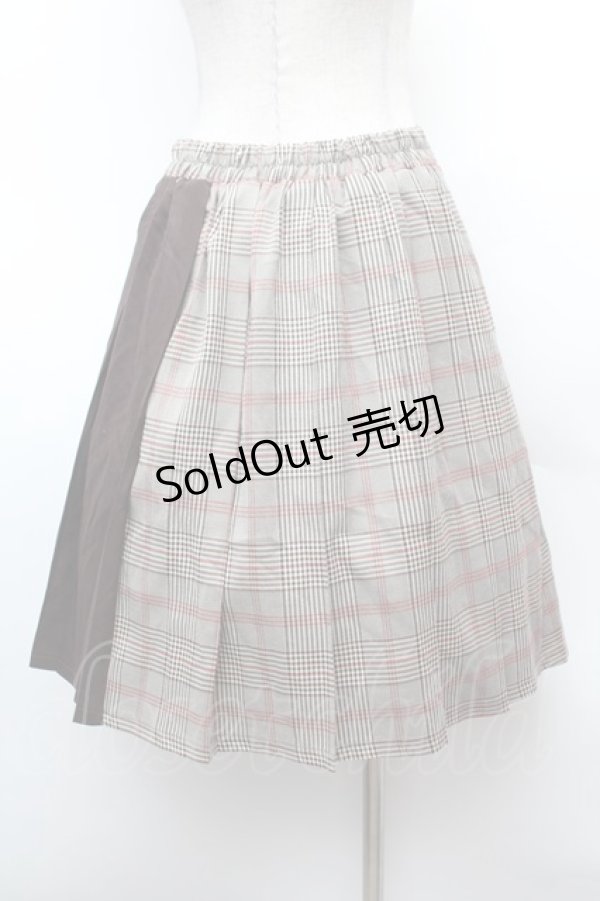 画像3: axes femme POETIQUE / プリーツ切替チェックスカート  ブラウン S-26-02-04-040-AX-SK-AS-ZS (3)