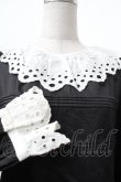 画像4: MILK / アイレットレースブラウス  黒ｘ白 S-26-02-05-033-ML-BL-AS-ZS (4)