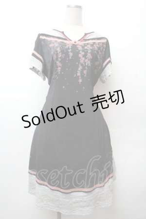 画像: Ozz oneste / 桜刺繍チャイナワンピース  黒 S-26-02-05-039-OO-OP-AS-ZS