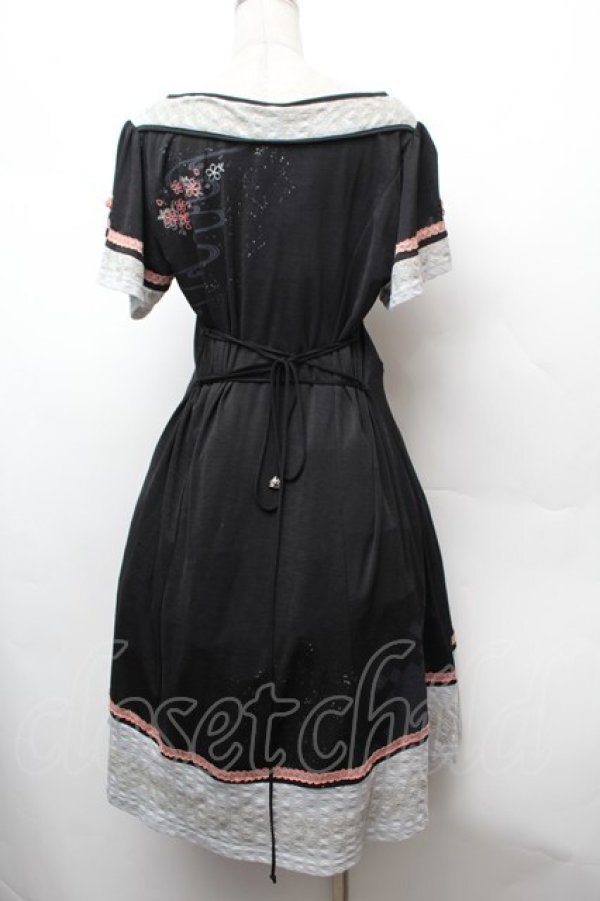画像4: Ozz oneste / 桜刺繍チャイナワンピース  黒 S-26-02-05-039-OO-OP-AS-ZS (4)