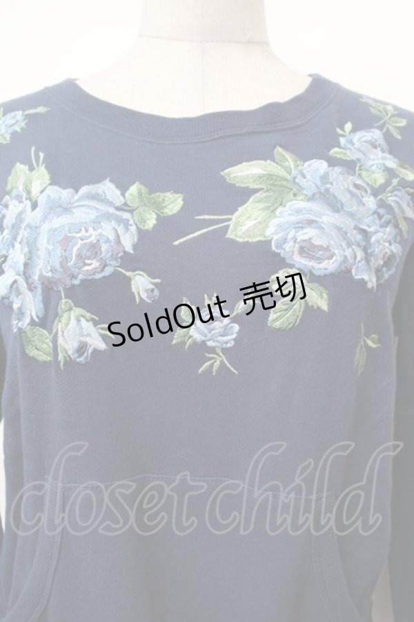 画像2: Jane Marple / ローズ刺繍スウェット  紺 S-26-02-05-028-JM-TO-AS-ZS (2)