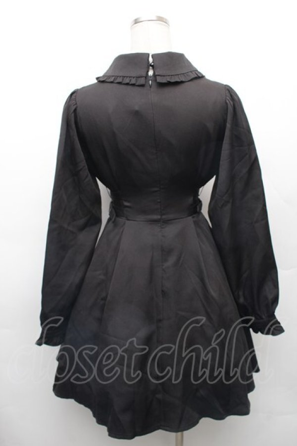 画像2: Rojita / ブローチ付きレース切替クロスベルトワンピース  黒 S-26-02-06-042-LO-OP-HR-ZS (2)