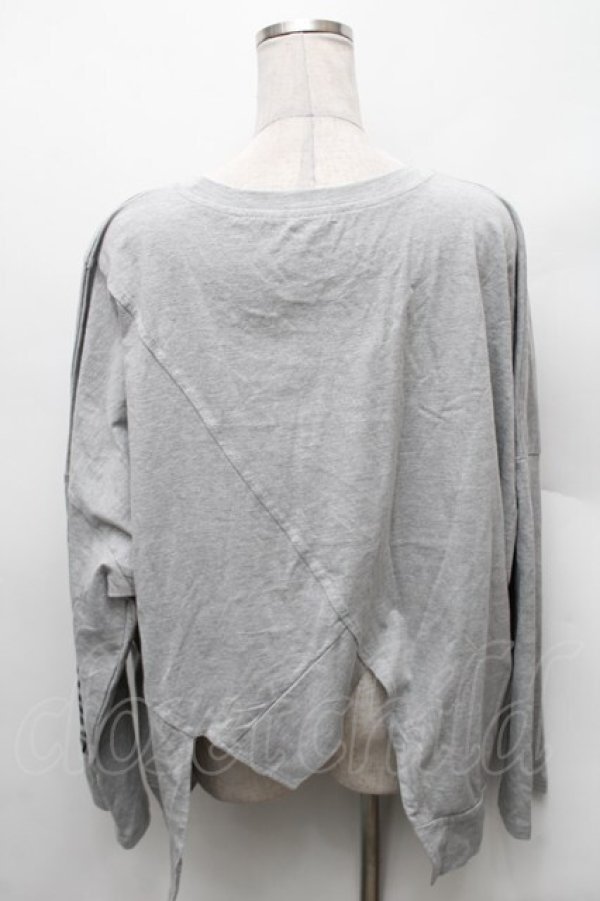 画像2: NieR Clothing / 変形カットソー  グレー S-26-02-06-027-PU-TO-HR-ZS (2)