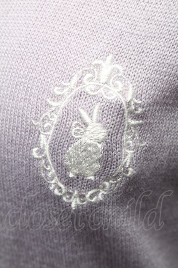 画像3: axes femme POETIQUE / ラビットカメオ刺繍カーディガン  ラベンダー S-26-02-10-036-AX-TO-HR-ZS (3)