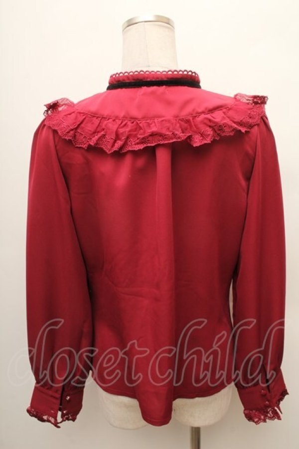 画像2: NIBBLE POISON / クロスレーススタンド襟ブラウス  ワイン S-26-02-10-033-0-BL-HR-ZS (2)