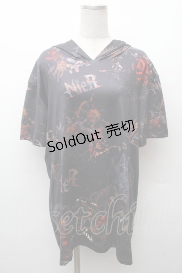 画像1: NieR Clothing / 転写プリントトップス  黒 S-26-02-11-009-PU-TO-AS-ZS (1)
