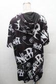 画像2: NieR Clothing / 転写プリントトップス  黒 S-26-02-11-015-PU-TO-AS-ZS (2)