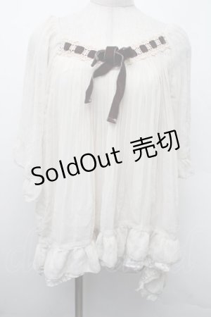 画像: axes femme / 消しプリーツフレアブラウス  オフ S-26-02-13-019-AX-BL-HR-ZS