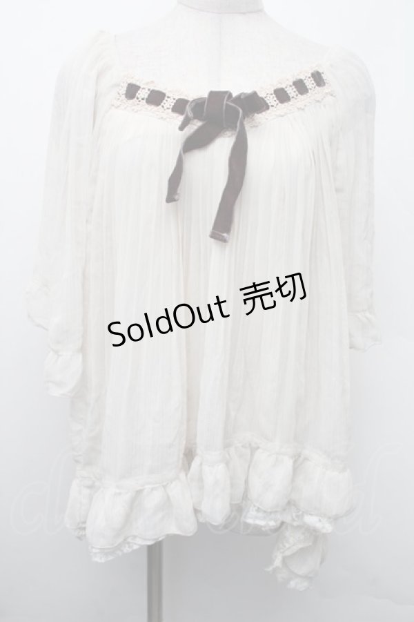 画像1: axes femme / 消しプリーツフレアブラウス  オフ S-26-02-13-019-AX-BL-HR-ZS (1)