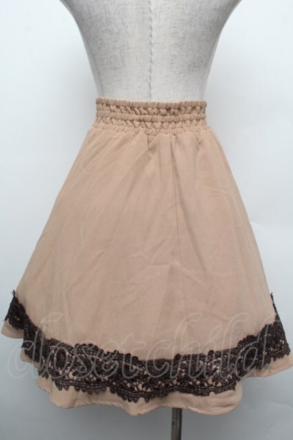 画像2: axes femme / スカラップレースフレアスカート  ベージュ S-26-02-15-052-AX-SK-AS-ZS (2)