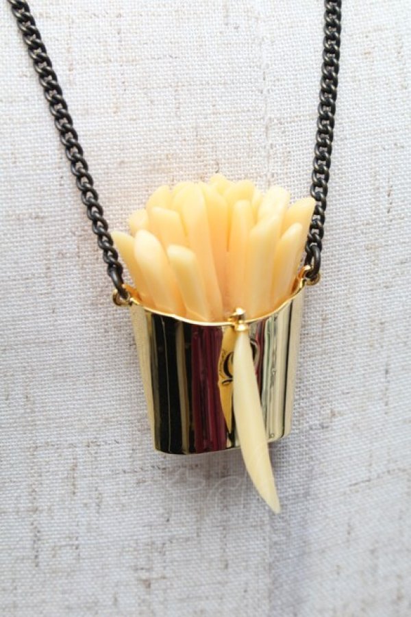 画像3: Q-pot. / Q-pot. ダイナーラッキーフレンチフライネックレス  ゴールド S-26-02-18-017-QP-AC-AS-ZS (3)