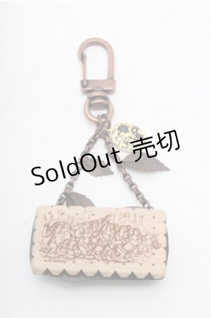 画像: Q-pot. / 7人の小人ビスケットバッグチャーム  ブラウン S-26-02-19-013-QP-AC-AS-ZS