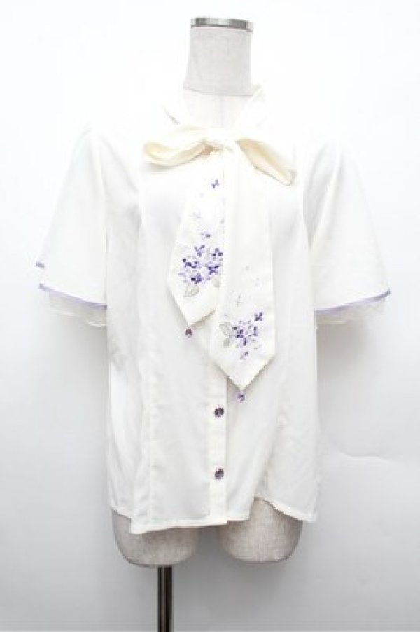 画像1: axes femme / 紫陽花刺繍リボンブラウス  キナリ S-26-02-20-016-AX-BL-HR-ZS (1)