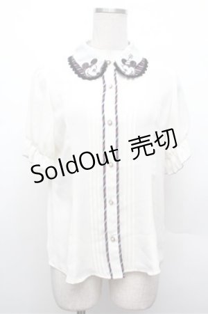 画像: axes femme POETIQUE / ミッキー&ミニー刺繍襟半袖ブラウス  オフ S-26-02-20-017-AX-BL-AS-ZS