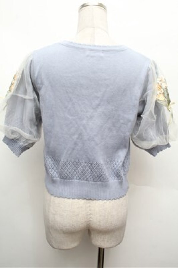 画像4: axes femme / ブーケ刺繍ショートカーデ  サックス S-26-02-22-034-AX-TO-AS-ZS (4)