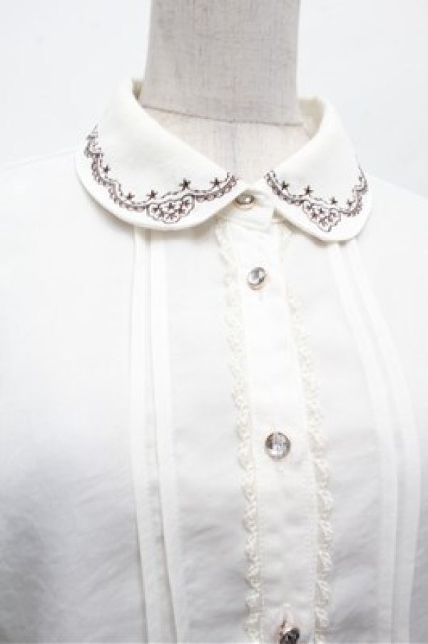 画像2: axes femme POETIQUE / 刺繍カラーブラウス  オフ S-26-02-22-025-AX-BL-AS-ZS (2)