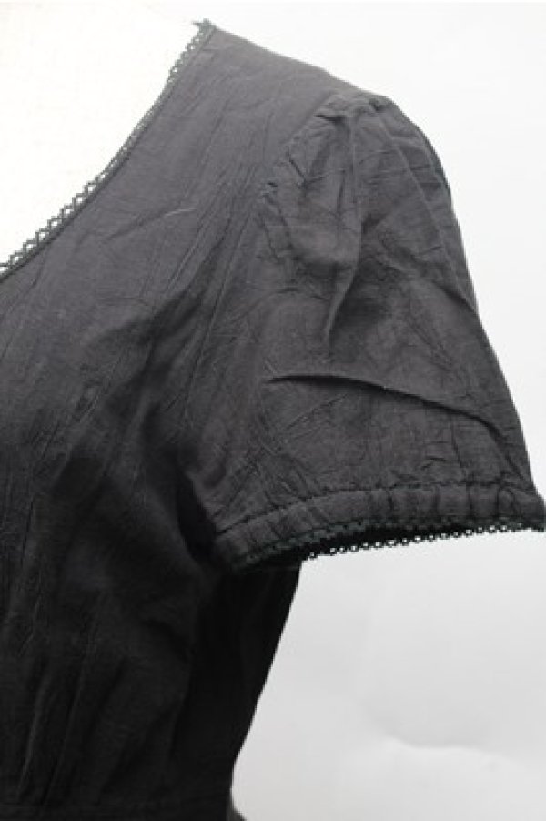 画像4: BPN / クロス刺繍ワンピース  黒 S-26-02-23-055-GO-OP-HR-ZS (4)