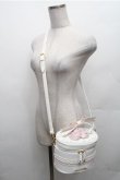 画像4: Maison de FLEUR / アニバーサリーケーキバッグ  白 S-26-02-23-018-LO-BG-AS-ZS (4)