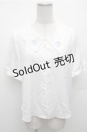 画像: Fi.n.t / リトルローズ刺繍カットワーク衿ブラウス  白 S-26-02-23-027-CA-BL-HR-ZS