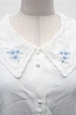 画像3: Fi.n.t / リトルローズ刺繍カットワーク衿ブラウス  白 S-26-02-23-027-CA-BL-HR-ZS (3)