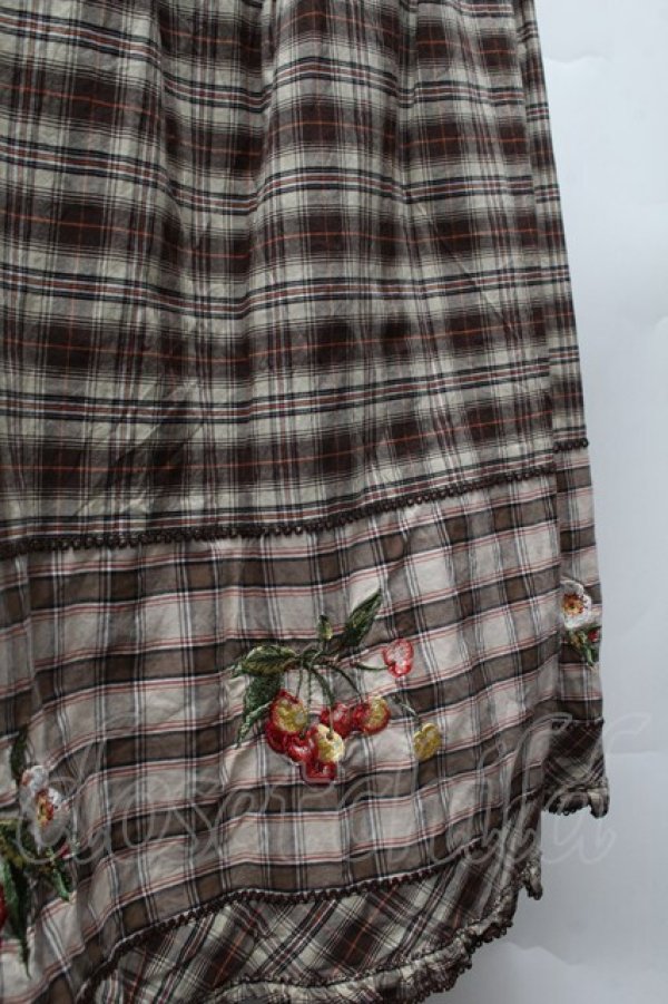 画像2: PINK HOUSE / 野ばらとチェリー刺繍タータンチェックスカート  ブラウン S-26-03-01-059-LO-SK-HR-ZS (2)