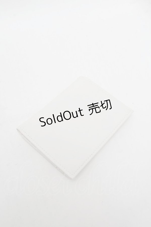 画像2: BABY,THE STARS SHINE BRIGHT / プリンセスドロップエンボスパスケース  白 S-26-03-01-008-BA-ZA-HR-ZS (2)