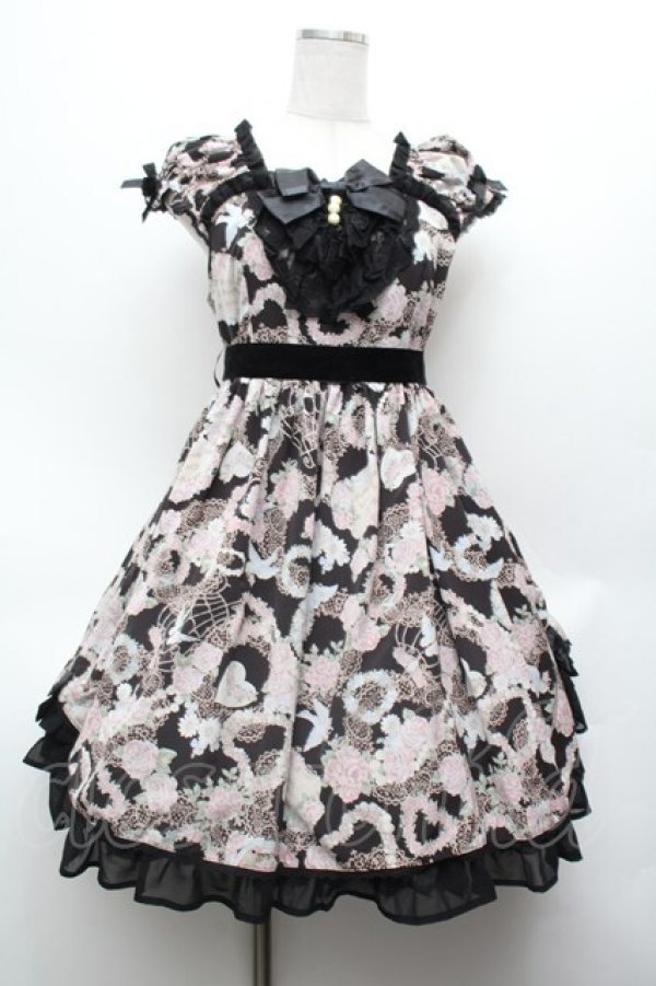 画像1: BABY,THE STARS SHINE BRIGHT / メルヴェイユーズなBoudoir〜永遠に続くLadyな時間〜柄ロングジャンパースカート  黒 S-26-03-01-029-BA-AC-AS-ZS (1)