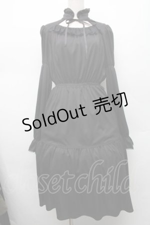 画像: MIHO MATSUDA / シャーリングワンピース  黒 S-26-03-02-037-GO-OP-AS-ZS