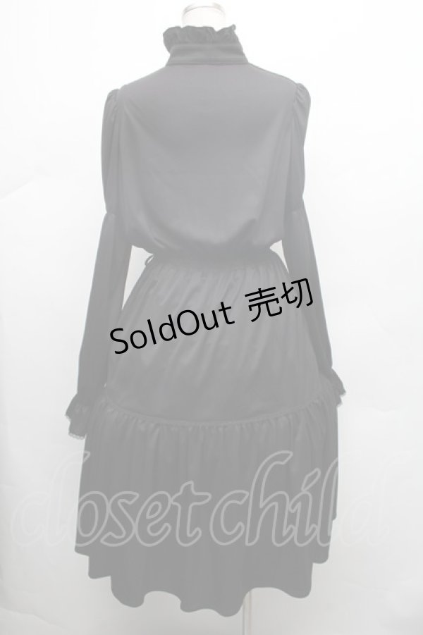 画像2: MIHO MATSUDA / シャーリングワンピース  黒 S-26-03-02-037-GO-OP-AS-ZS (2)