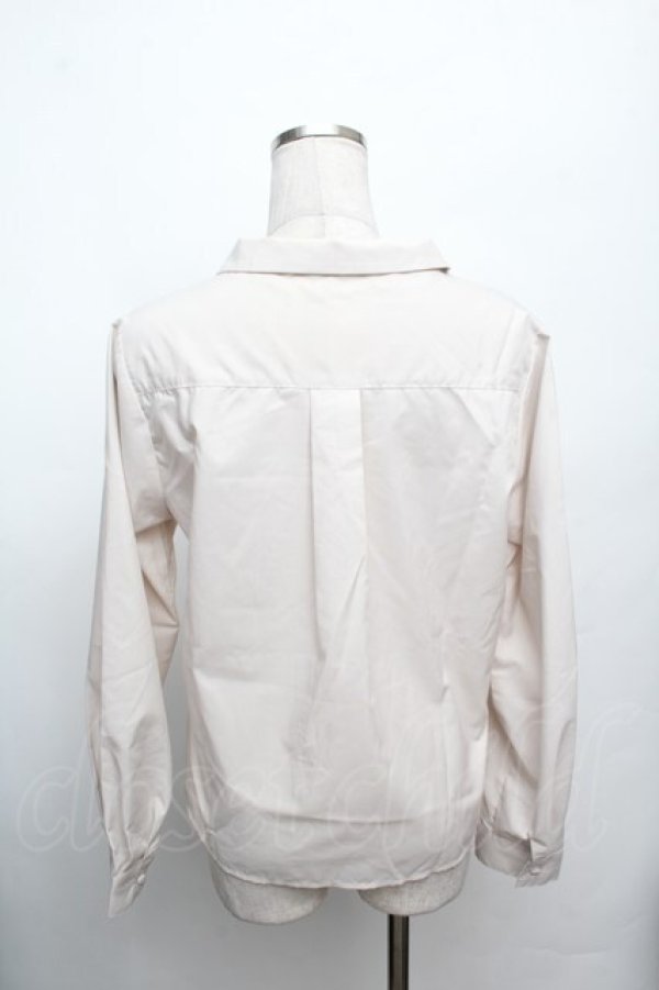 画像2: Fi.n.t  / タックリボンタイシャツ F ベージュ S-26-03-04-048-LO-BL-TE-ZS (2)