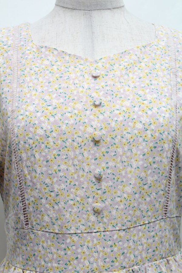 画像3: evelyn / 肩フリル花柄ワンピース  ピンク S-26-03-06-043-LO-OP-HR-ZS (3)