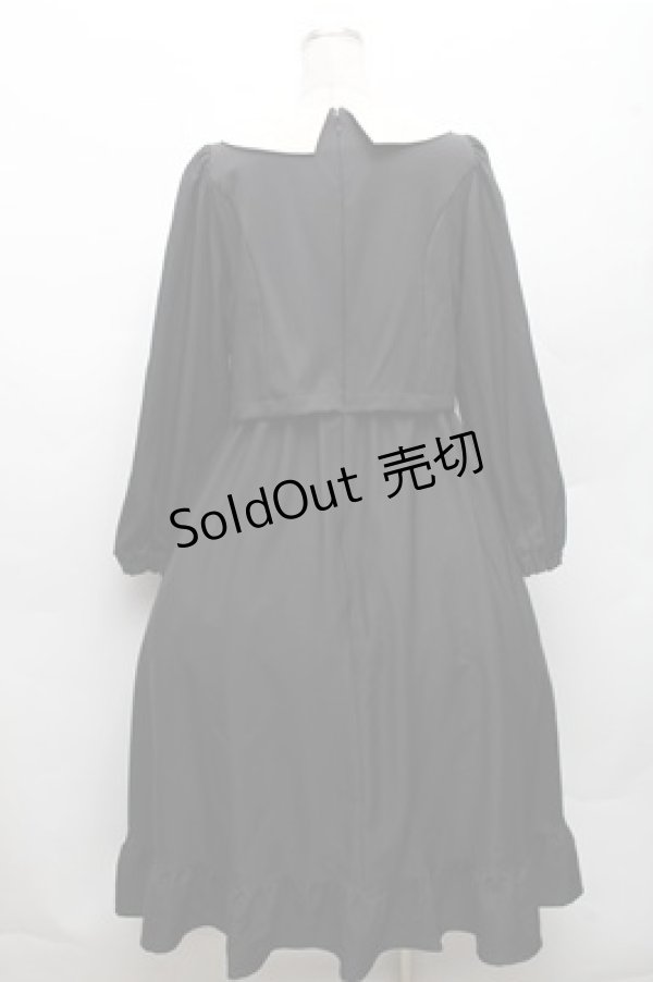 画像2: m petit by misako / サンリオキャラクターズコラボ クロミワッペン付きワンピース  黒 S-26-03-12-045-LO-OP-AS-ZS (2)