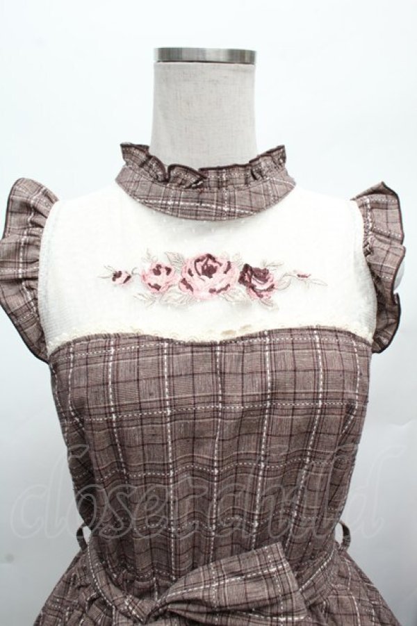 画像4: axes femme POETIQUE / バラ刺繍入りチェックワンピース  ブラウン S-26-03-14-031-AX-OP-HR-ZS (4)