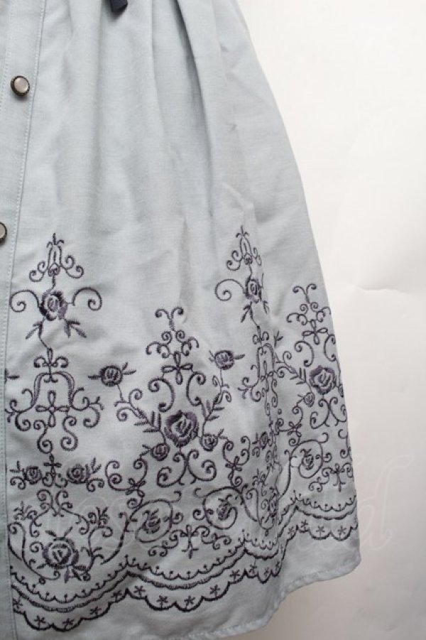 画像2: axes femme POETIQUE / 裾刺繍ジャンドレ  サックス S-26-03-14-032-AX-OP-HR-ZS (2)