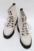 画像1: Dr.Martens （Getta Grip） / LEONA厚底ヒールブーツ UK5 ベージュ S-26-03-14-1016-PU-SH-AS-ZS (1)