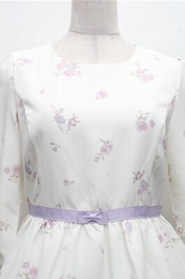 画像3: LODISPOTTO / ウエストグログランリボン花柄ワンピース  オフｘラベンダー S-26-03-15-047-LO-OP-HR-ZS (3)