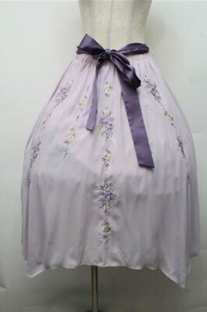 画像: axes femme / フラワー刺繍イレヘムスカート  ラベンダー S-26-03-15-065-AX-SK-HR-ZS