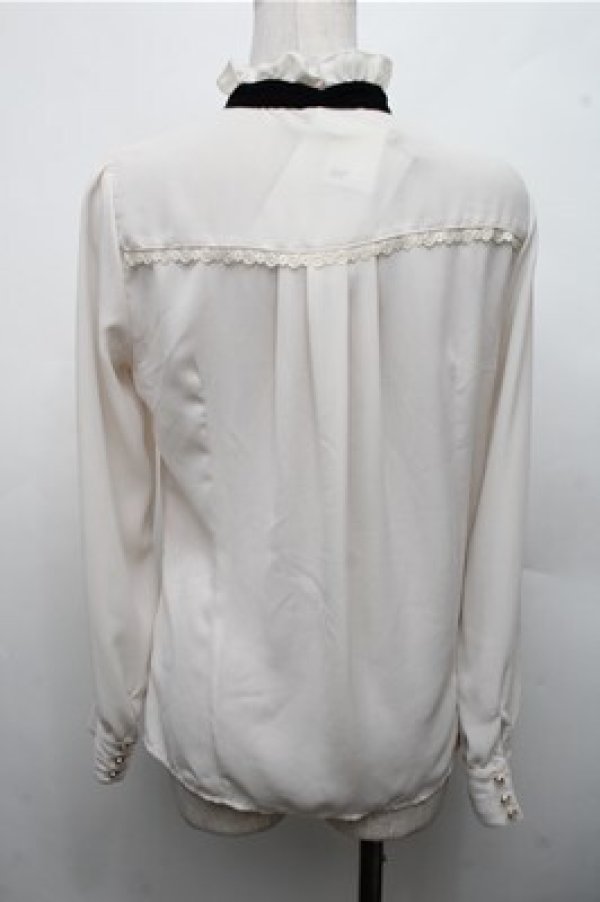 画像2: axes femme POETIQUE / タックレーススタンドネックブラウス  アイボリー S-26-03-15-025-AX-TO-HR-ZS (2)