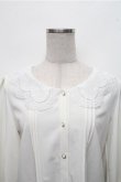 画像3: axes femme POETIQUE / スカラップ刺繍襟ブラウス  オフ S-26-03-15-026-AX-TO-HR-ZS (3)