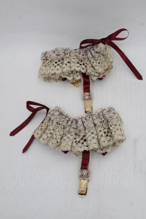 画像2: ALICE and the PIRATES / 夢か現か、記憶の中のPiste d'un cirque “Jumeaux”靴下留め  ゴールドＸボルドー S-26-03-17-007-PA-ZA-SA-ZS (2)