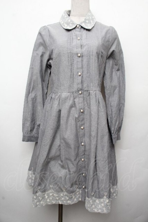 画像1: axes femme / チュールレース使いシャツワンピース  ブルー S-26-03-19-028-AX-OP-HR-ZS (1)