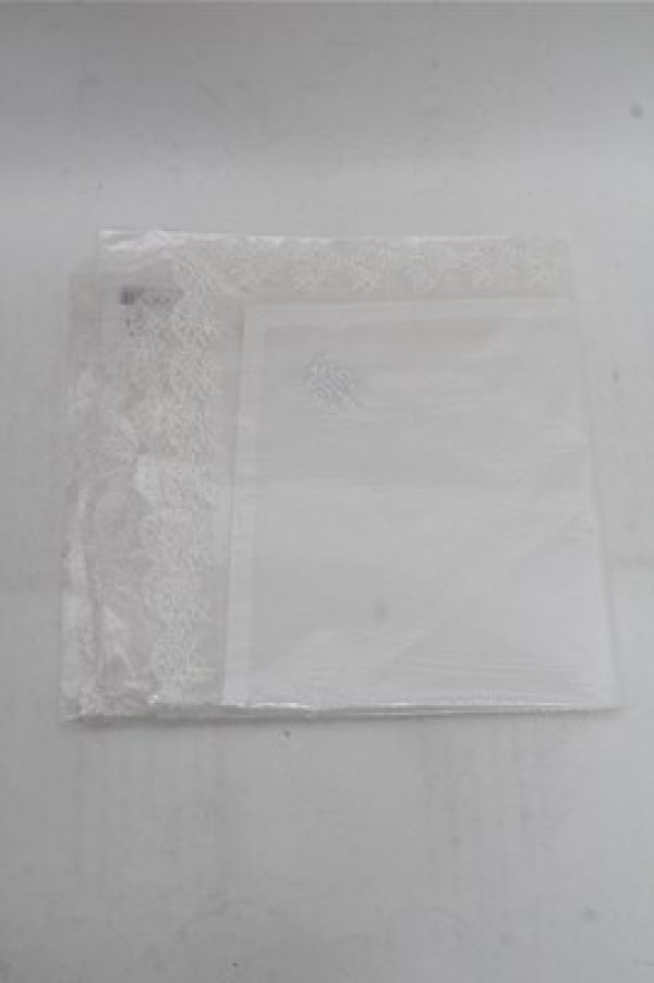 画像1: Moi-meme-Moitie / 燭台刺繍ハンカチ  白 S-26-03-21-010-MO-ZA-AS-ZS (1)