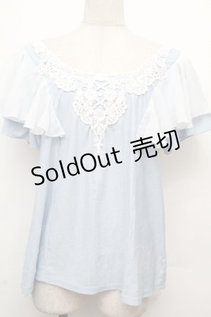 画像: axes femme / ストライプ刺繍フリルトップス  サックス S-26-03-23-017-AX-TO-AS-ZS