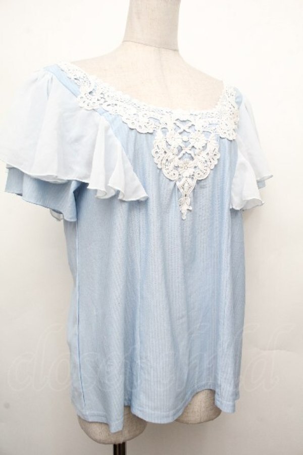 画像3: axes femme / ストライプ刺繍フリルトップス  サックス S-26-03-23-017-AX-TO-AS-ZS (3)