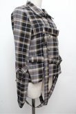 画像3: ALICE and the PIRATES / タータンチェック柄ハーネスベルト付きオーバーシャツ  グレー S-26-03-29-1014-PA-BL-AS-ZS (3)