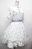 画像3: Bunny魔法森林（海外ロリータブランド） / ヨーク切替花柄ワンピース  白ｘサックス S-26-04-02-033-LO-OP-HR-ZS (3)