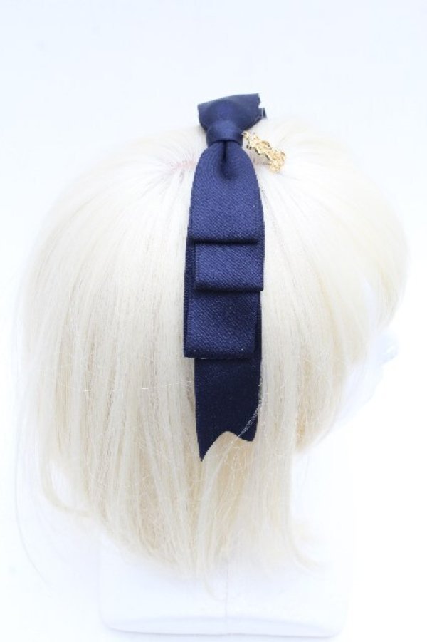 画像3: ALICE and the PIRATES / サテンリボンのまんなかリボンカチューシャ  紺 S-26-04-04-031-PA-AC-AS-ZS (3)