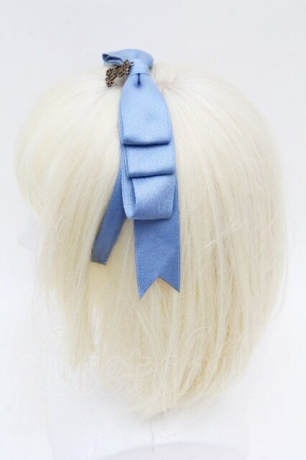 画像2: ALICE and the PIRATES / サテンリボンのまんなかリボンカチューシャ  サックス S-26-04-04-034-PA-AC-AS-ZS (2)