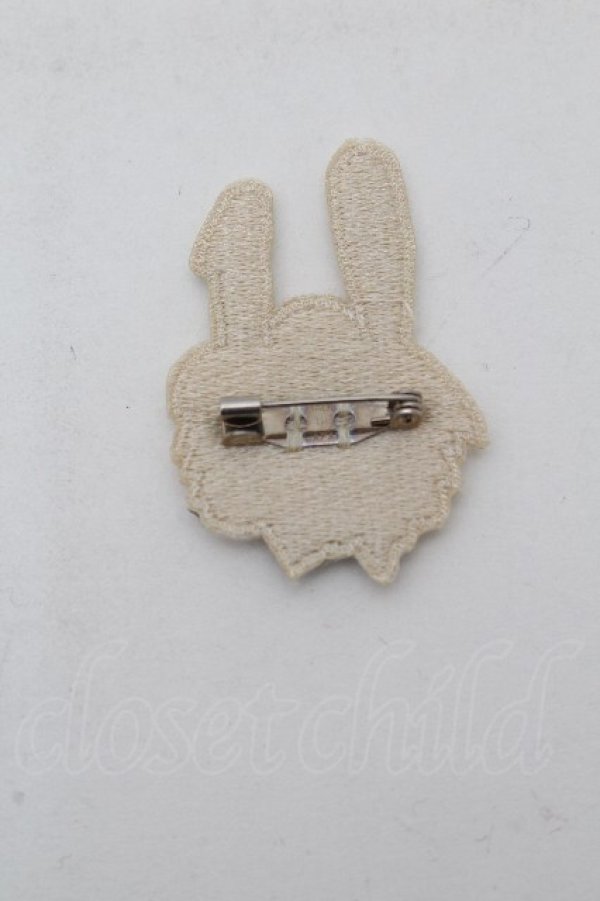 画像2: Franche Lippee / うさぎブローチ  白 S-26-04-05-006-LO-AC-AS-ZS (2)